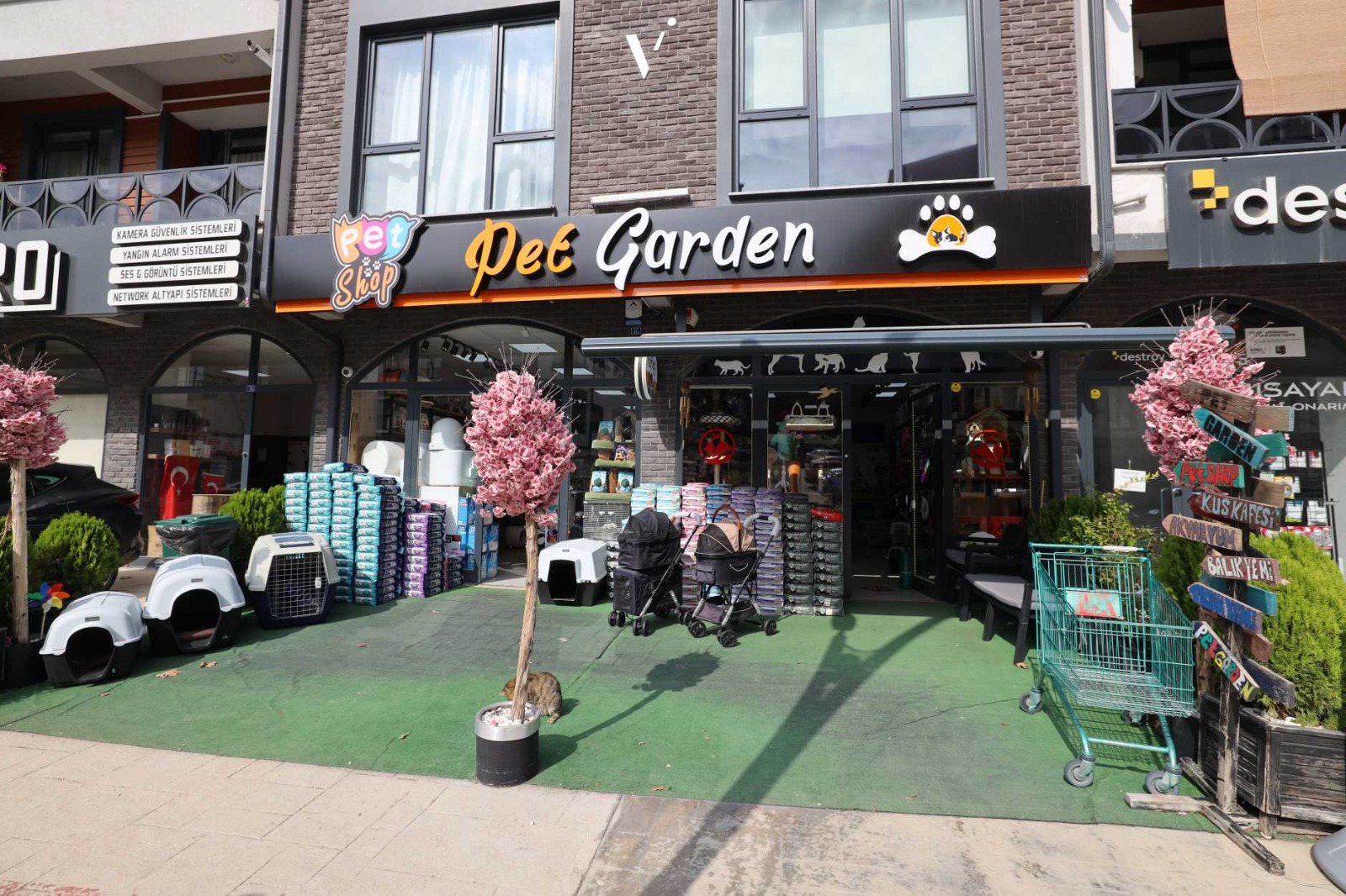 Başiskele PetGarden Petshop