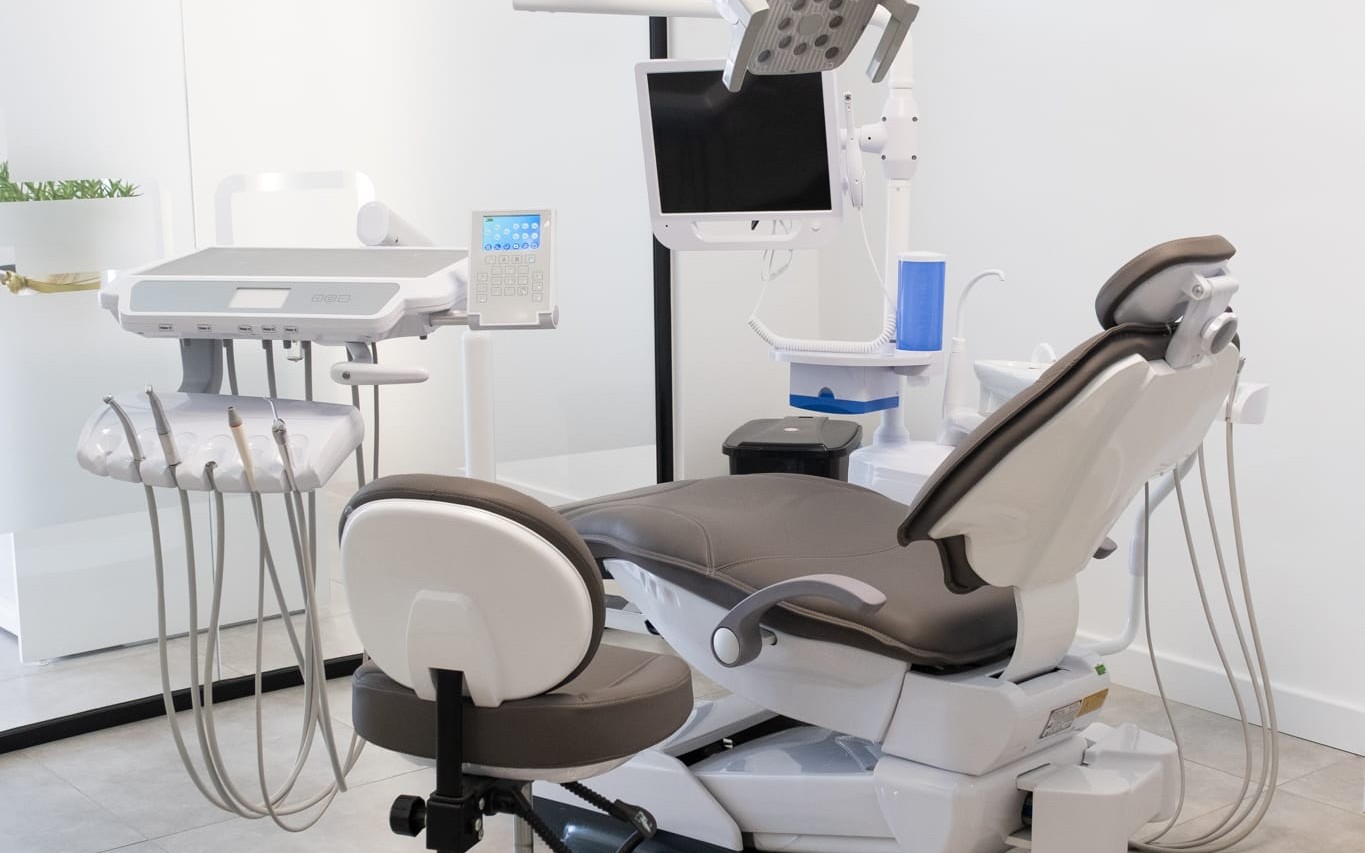 Erman Şenel Ağız Ve Diş Sağlığı Polikliniği