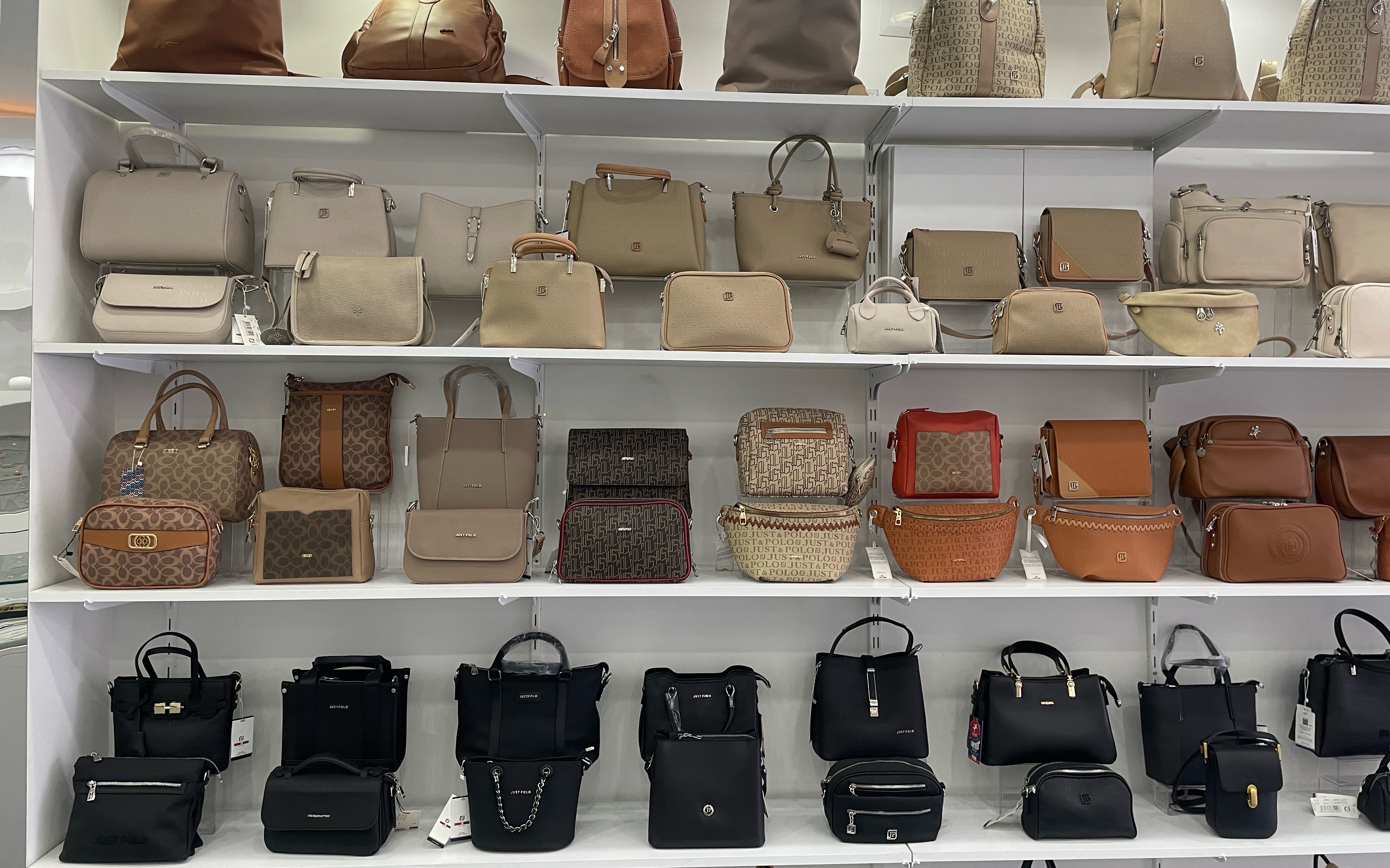 Başiskele Kart Kullanıcılarına Özel Tüm Çantalarda Geçerli Net %10 İndirim