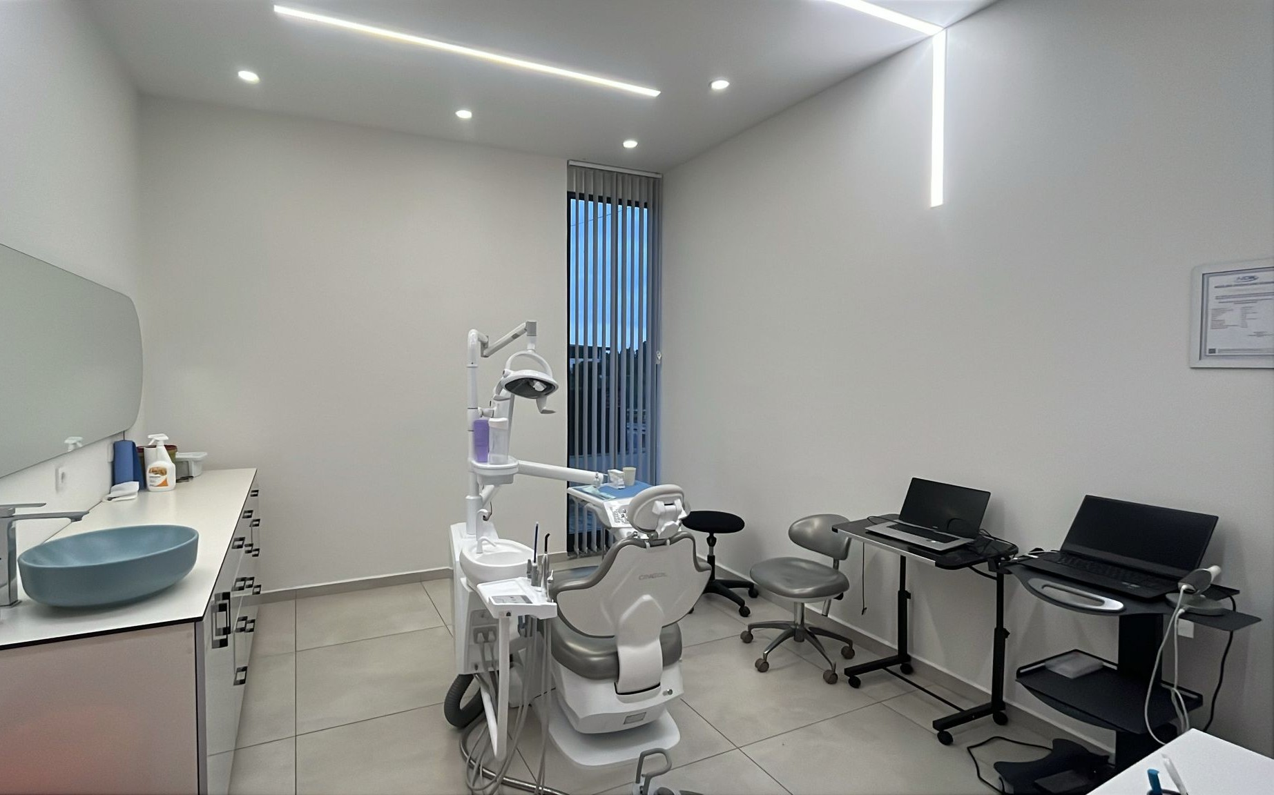 Özel Arya Ağız Ve Diş Sağlığı Polikliniğinde Başiskele Karta Özel Kampanya