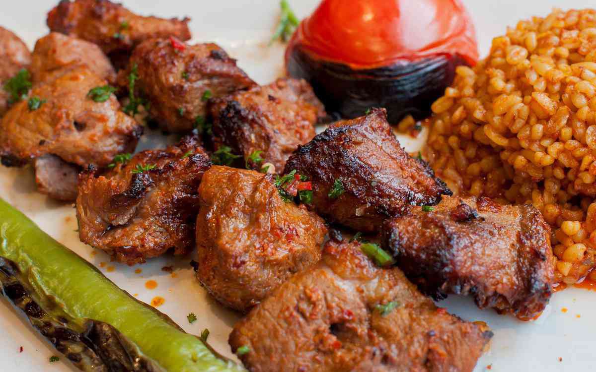 Elim Adanalı Ocakbaşı Kuzu Şiş Dürüm Ve Porsiyonda Başiskele Kart Kullanıcılarına Özel %10 İndirim