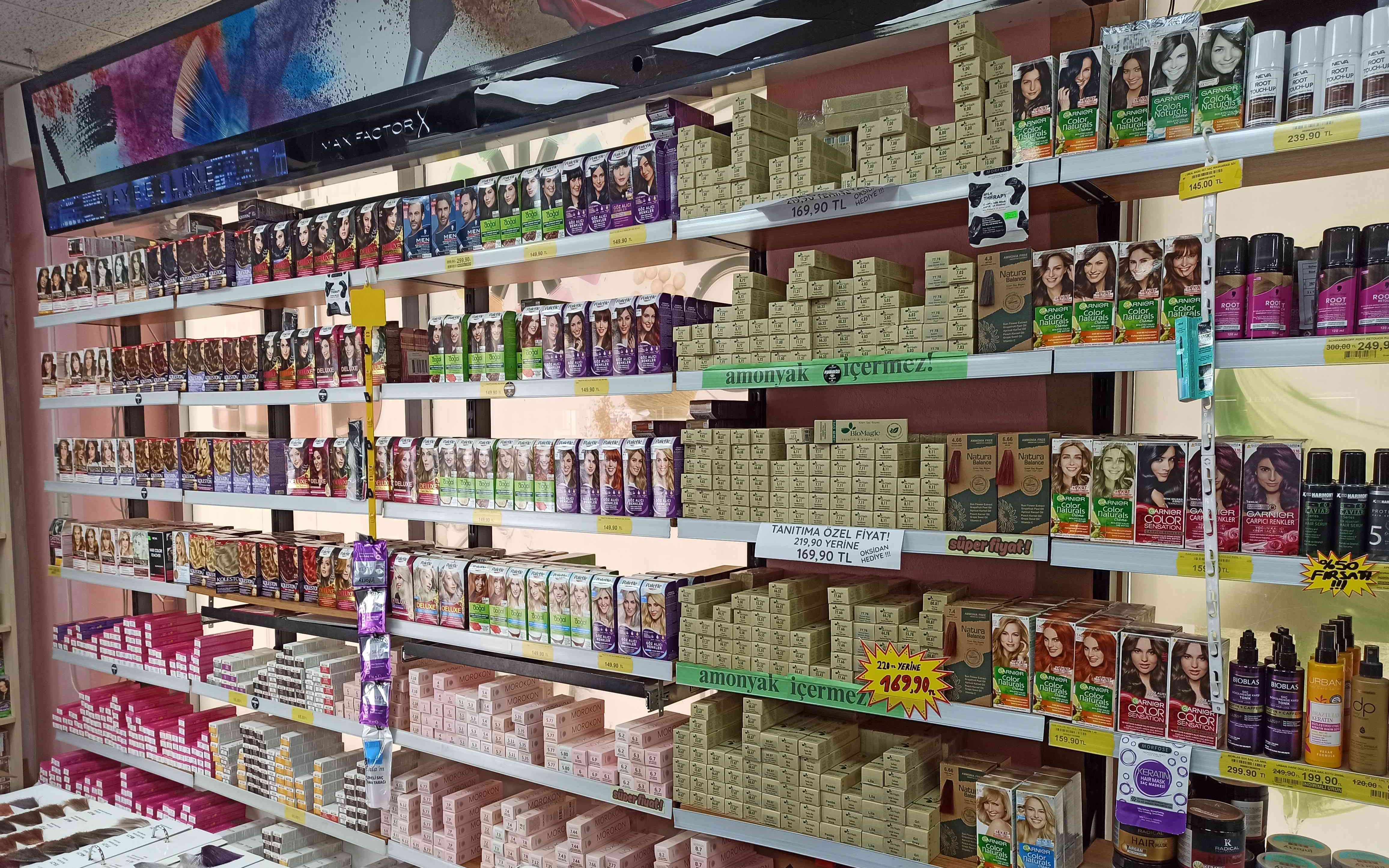 İnci Kozmetik'te Saç Bakım Ürünleri Ve Makyaj Malzemelerinde Başiskele Kart'a Özel İndirim