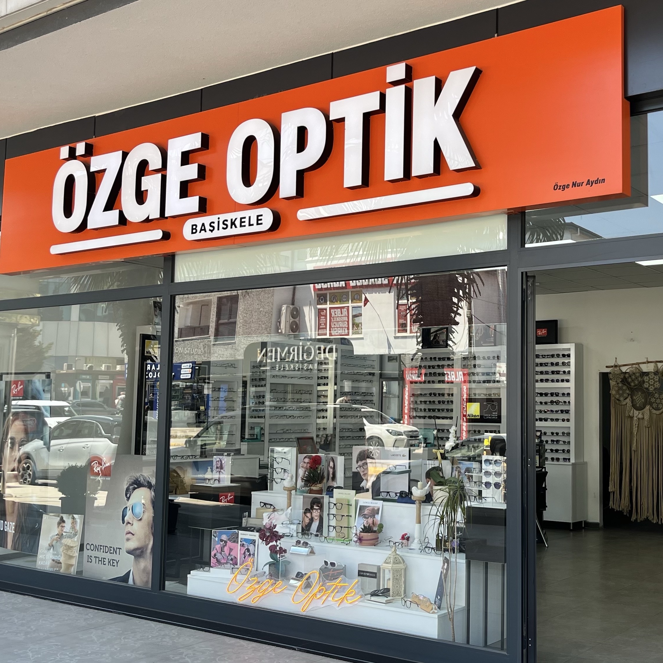 Özge Optik Başiskele